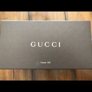 Gucci Black Flats